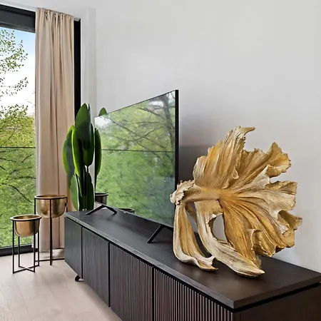Luxury Haute Haven Queen Bed & Views Apartment Luxemburg
