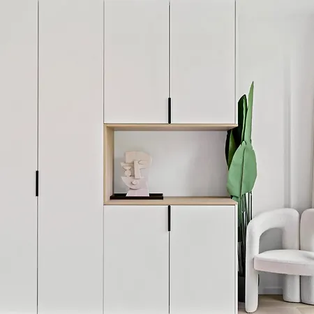 Luxury Haute Haven Queen Bed & Views Luxembourg